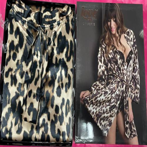 Vestaglia leopardata