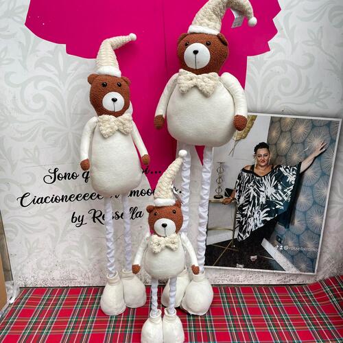 Famiglia Orsi Natalizi con cappello Beige in lana