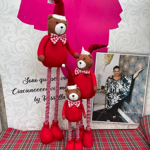 Famiglia di Orsi Natalizi Con Cappello in velluto