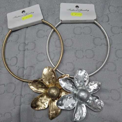 Collane rigide fiore