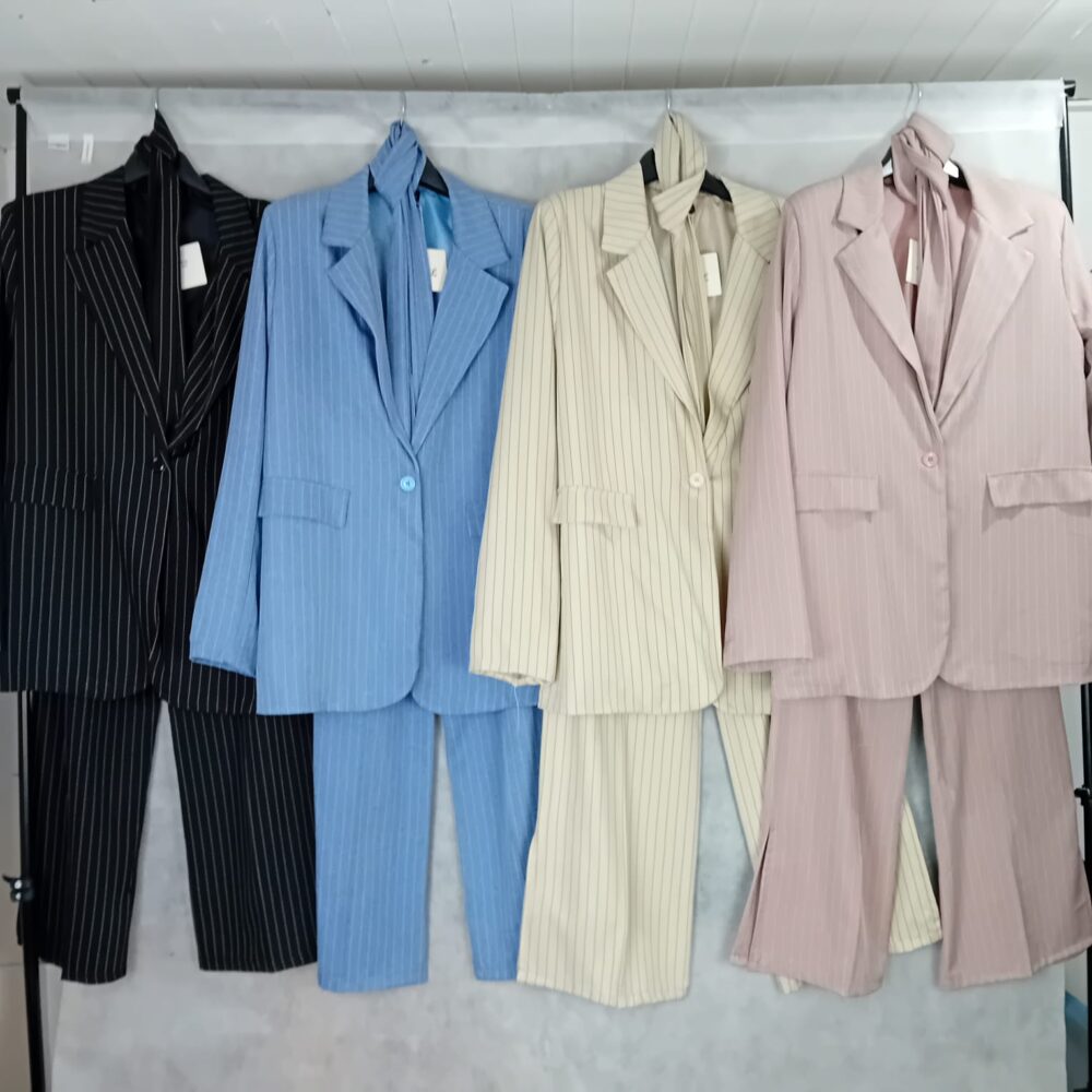 tailleur francese con cintura gessato - 56, nero