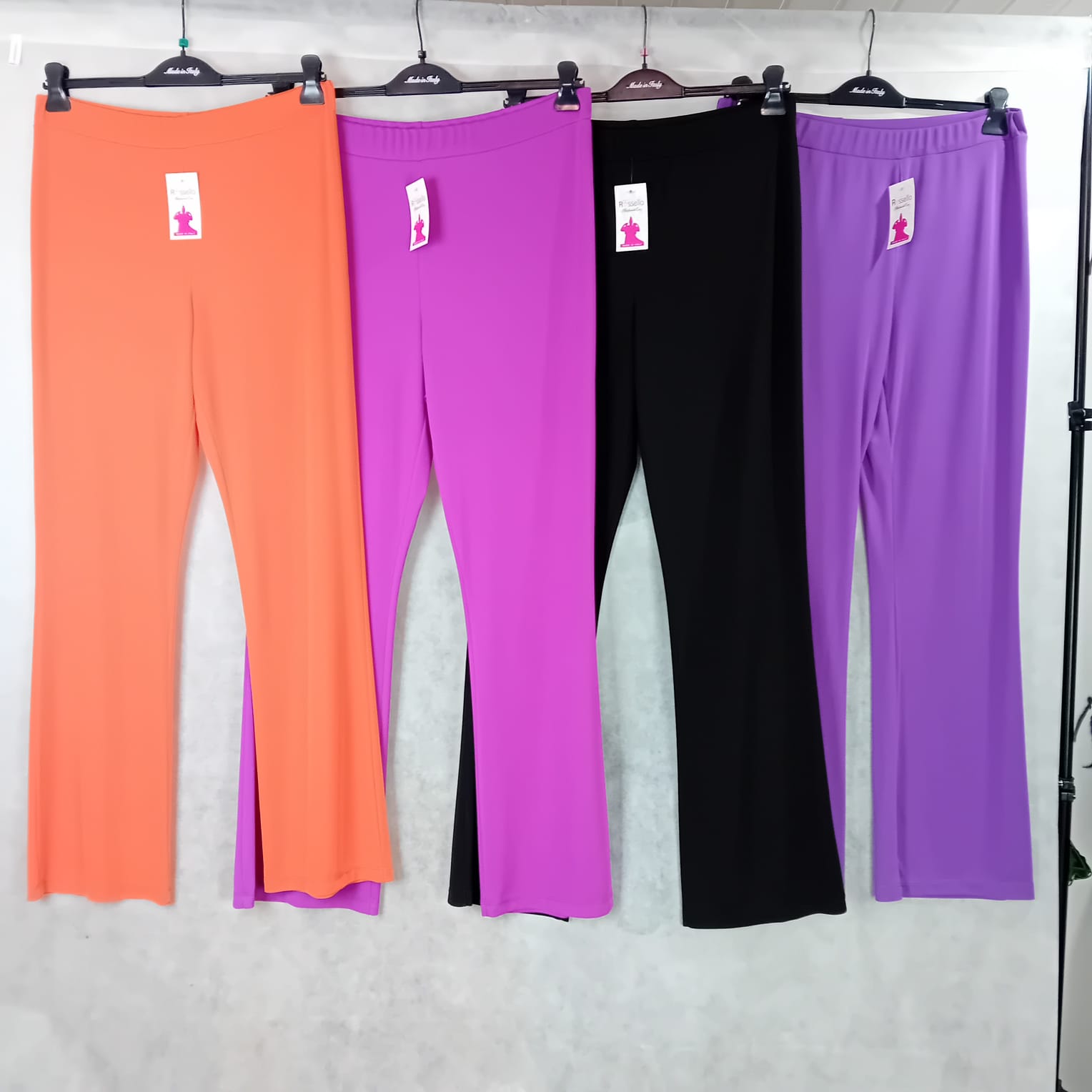 Pantalone zampa moda rossella di nostra produzione 95% viscosa