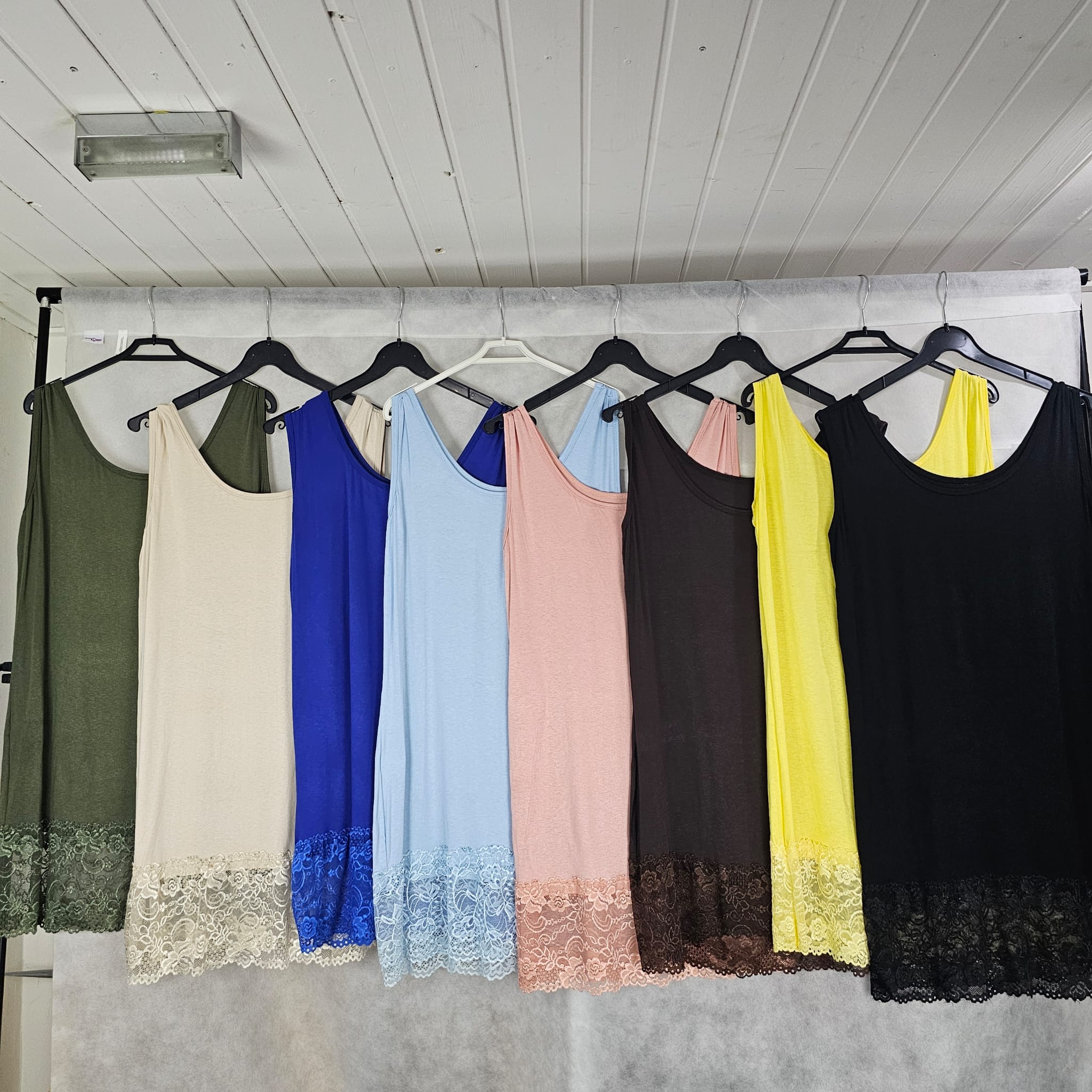 Top pizzo giu sotto allunga