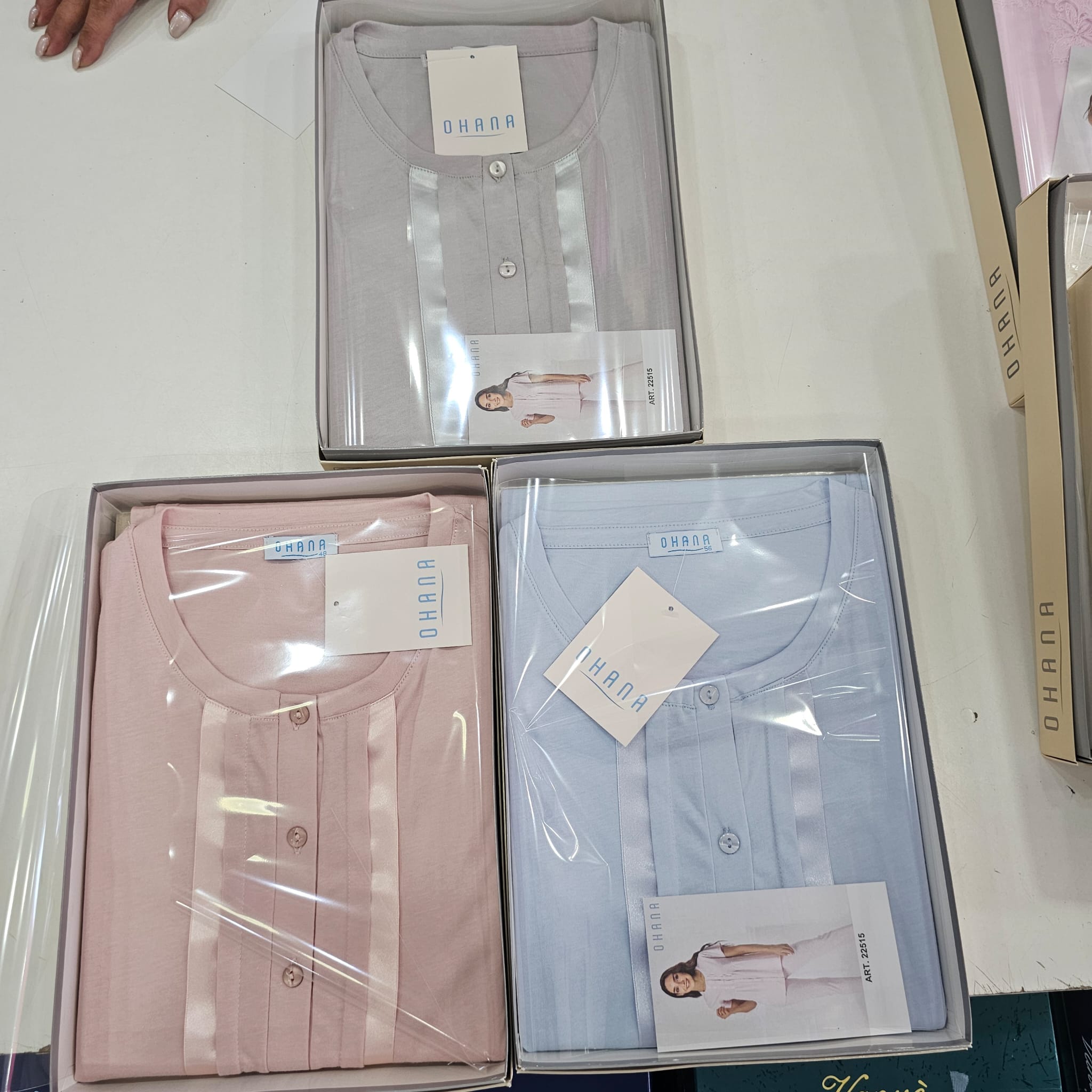 Pigiama ohana con fascia in raso