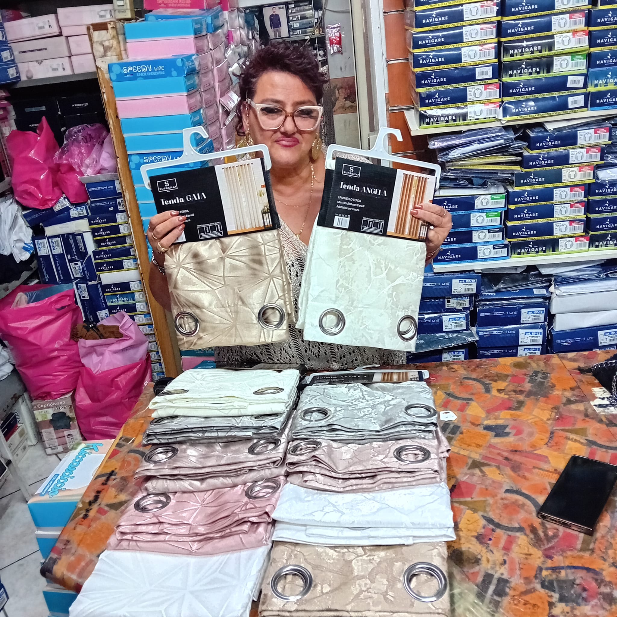 Coppia tende in raso damasco con anelli ogni pannello 140x 280