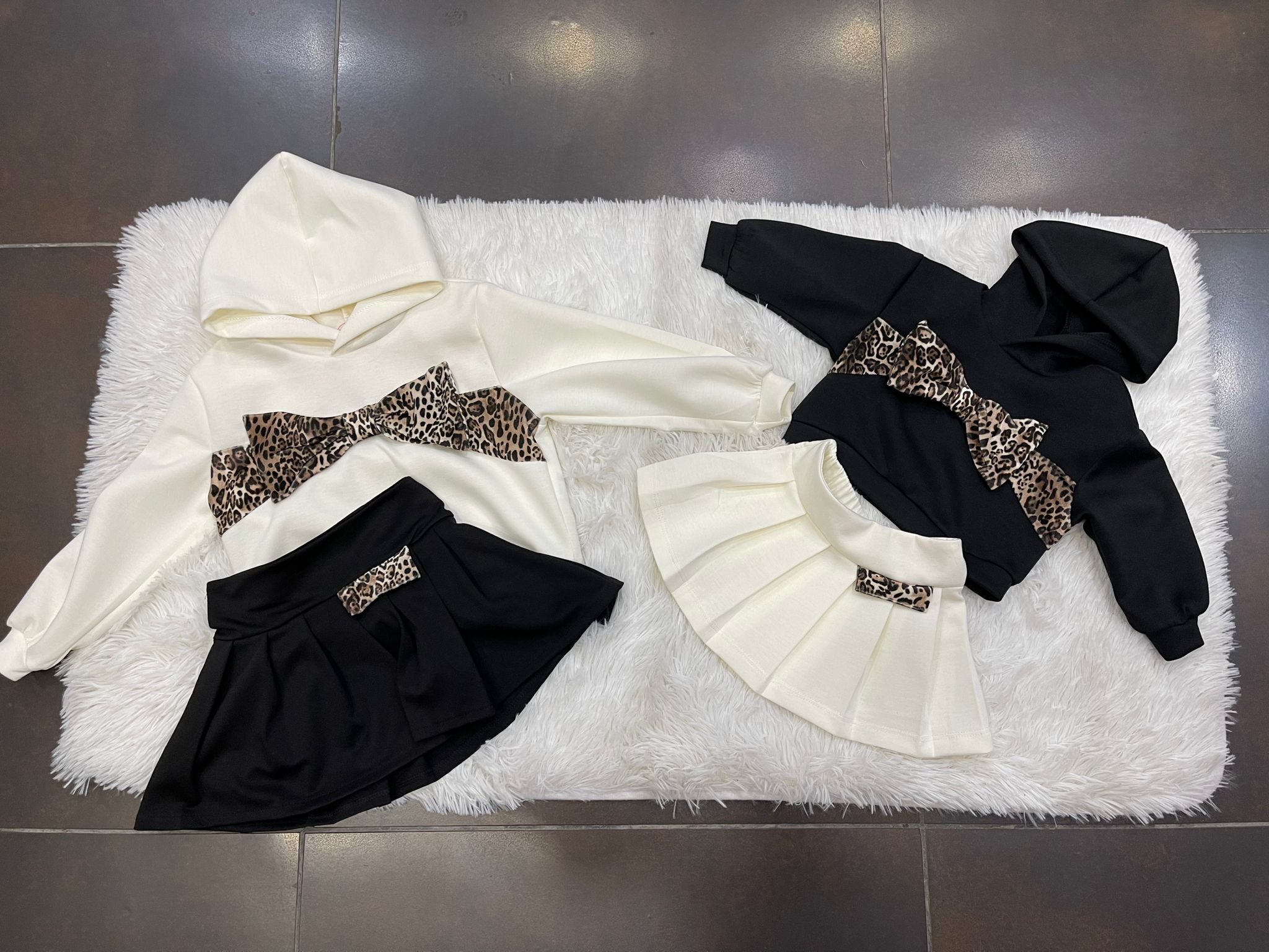 Completo bimba gonna fiocco maculato