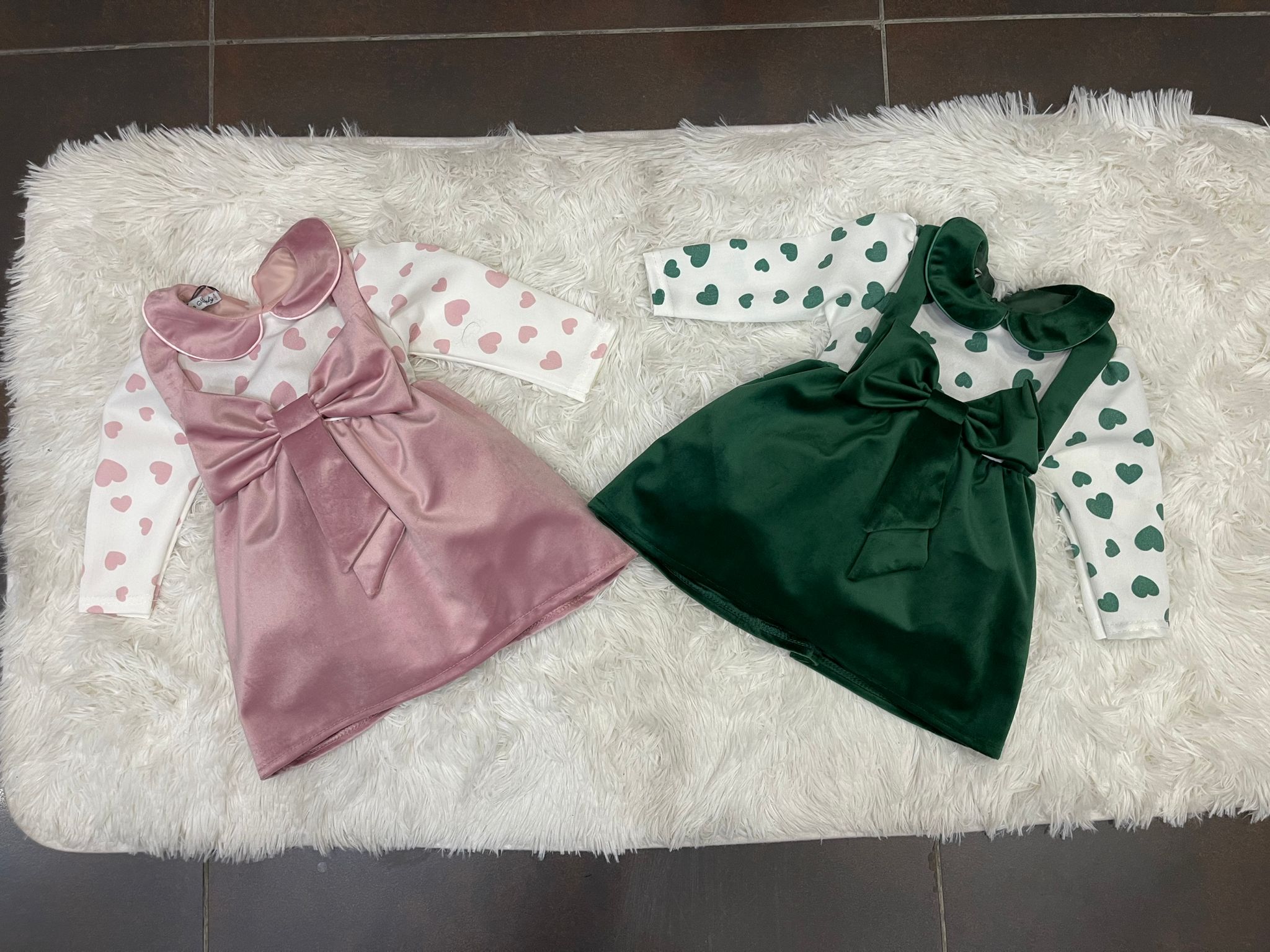 Vestina cuori velluto baby