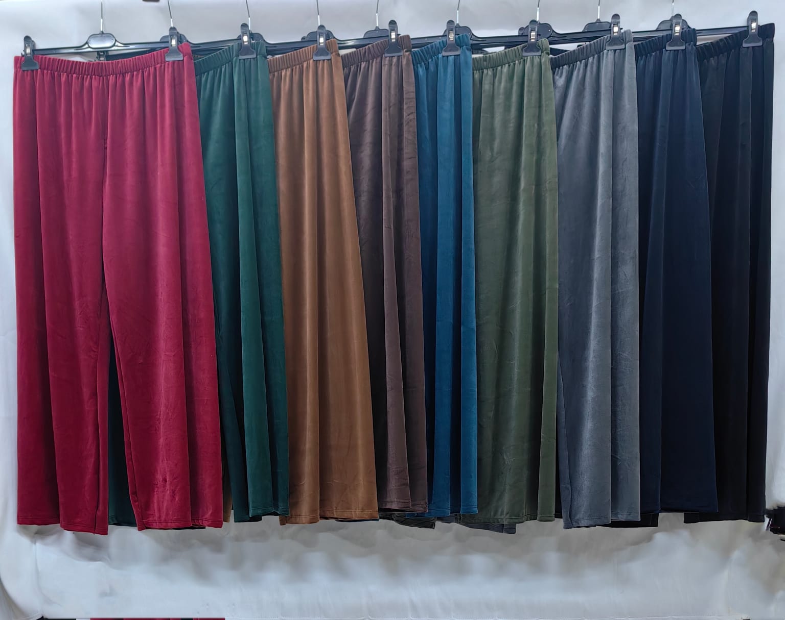 Pantaloni velluto Prezzo bomba