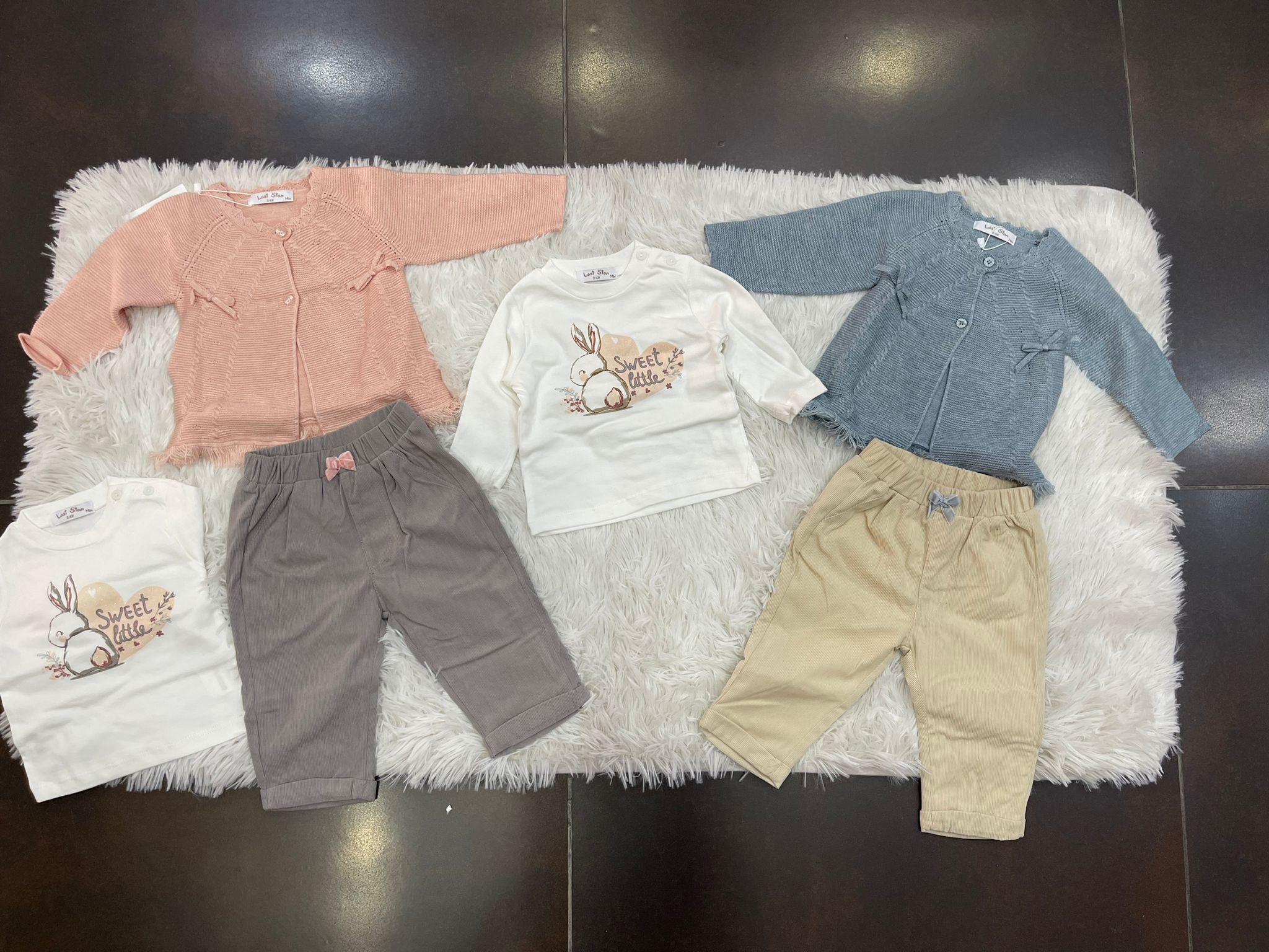 Completo baby femminuccia con giacchino in lana