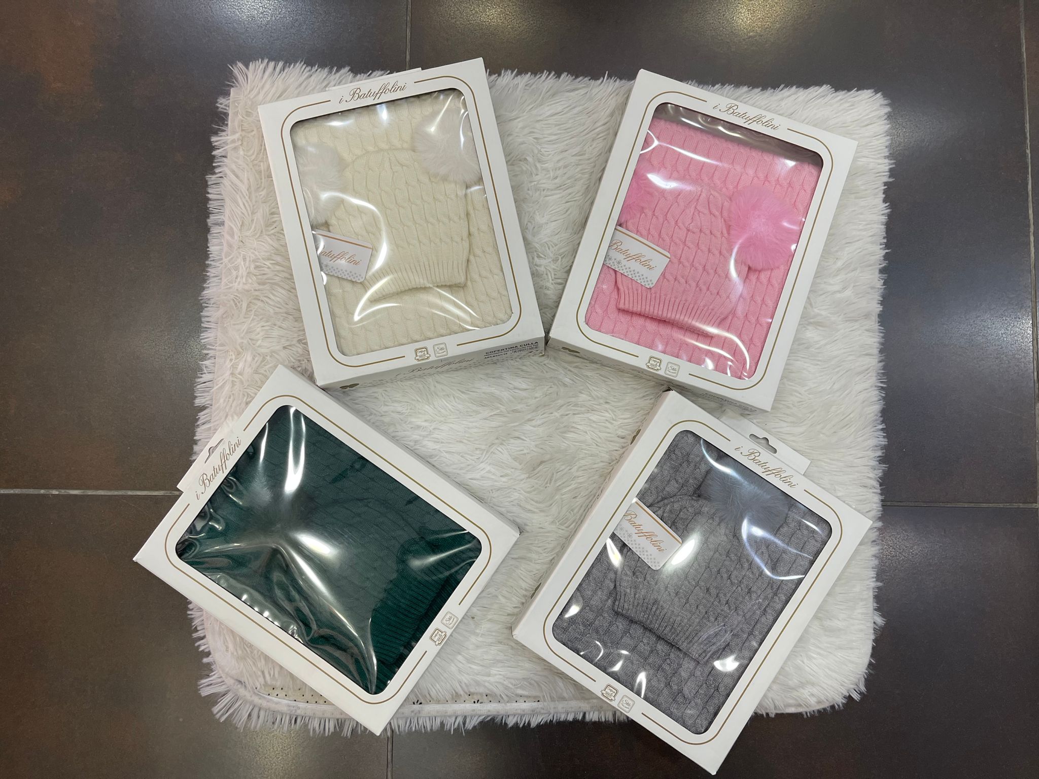 Set cappellino e copertina