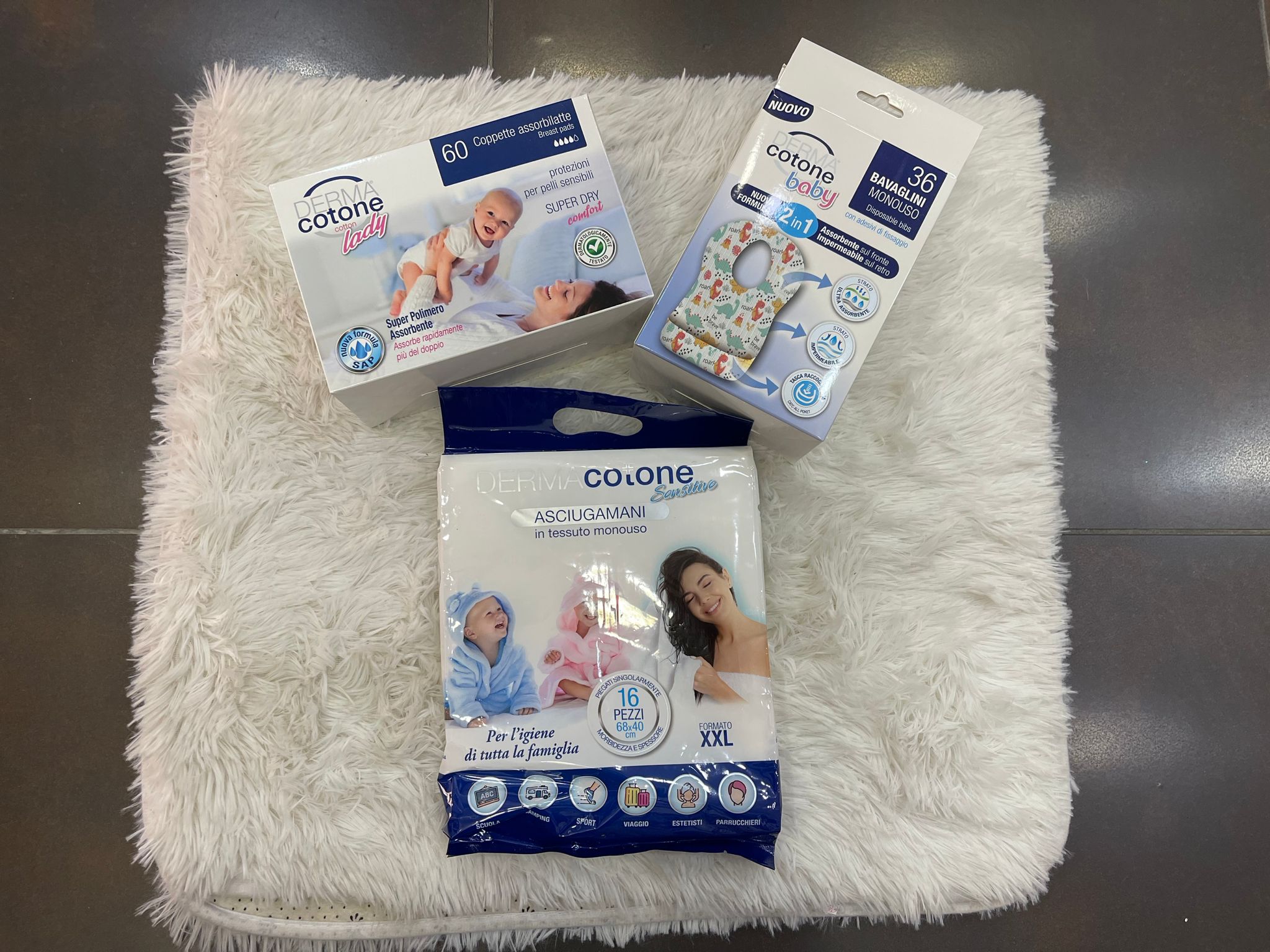 Accessori Neonato – Coppette, Bavaglini o Asciugamano DERMA