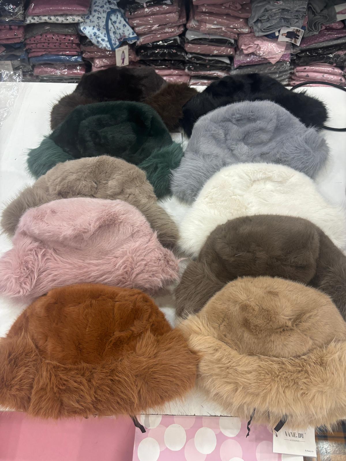 Cappello ecopelliccia