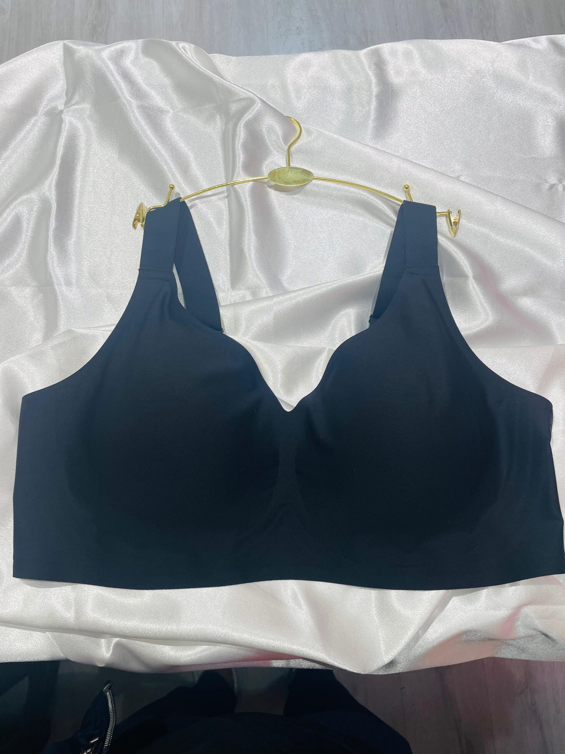 Reggiseno taglio vivo francese top