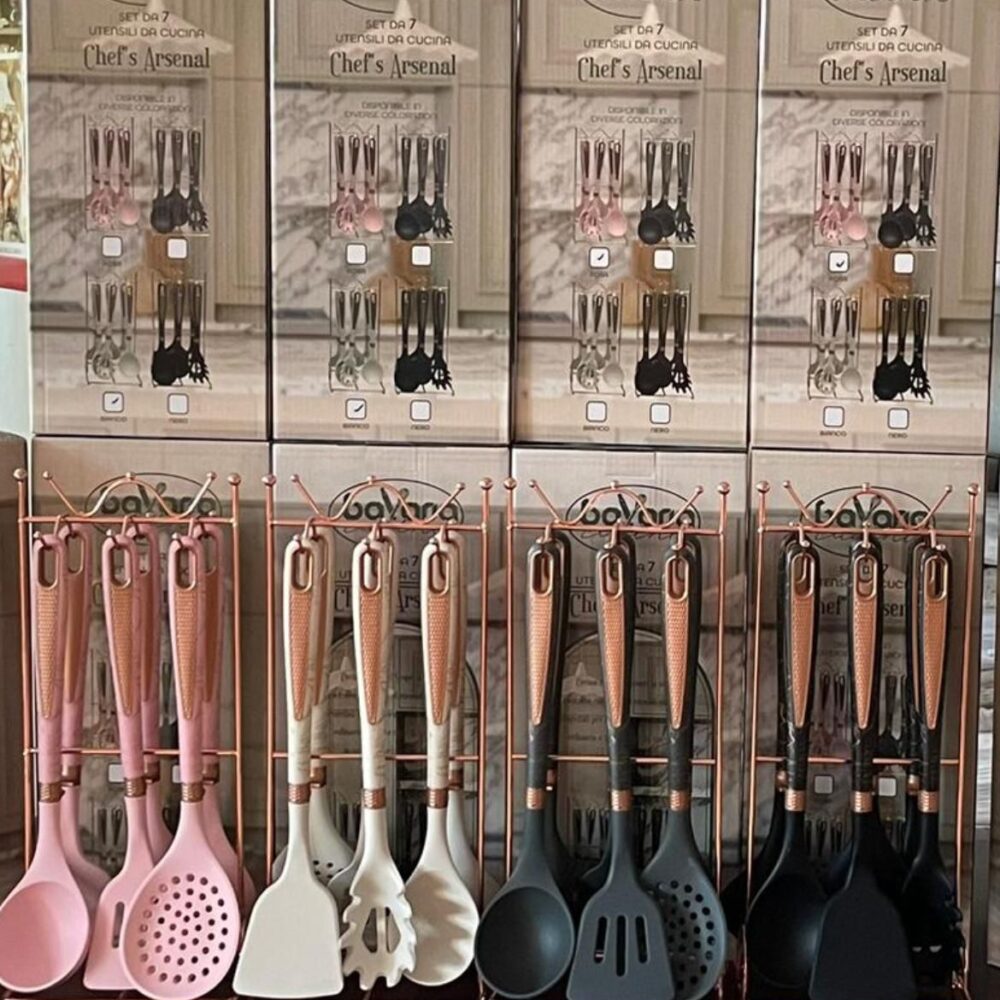 Set mestoli bavaria con appendini in rame 7 pezzi in silicone marmorizzati - nero