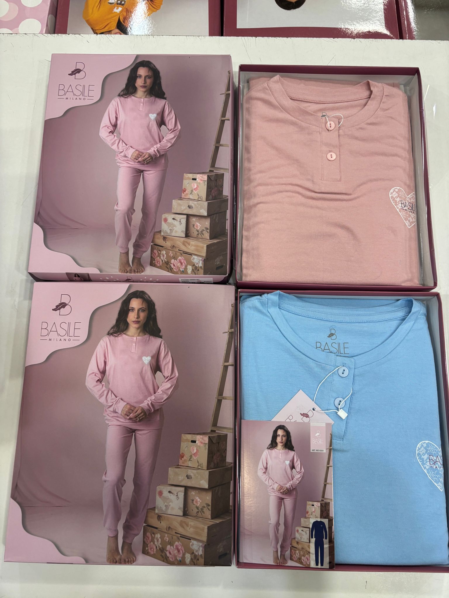 Pigiama basile donna dettaglio cuoricino tinta unita