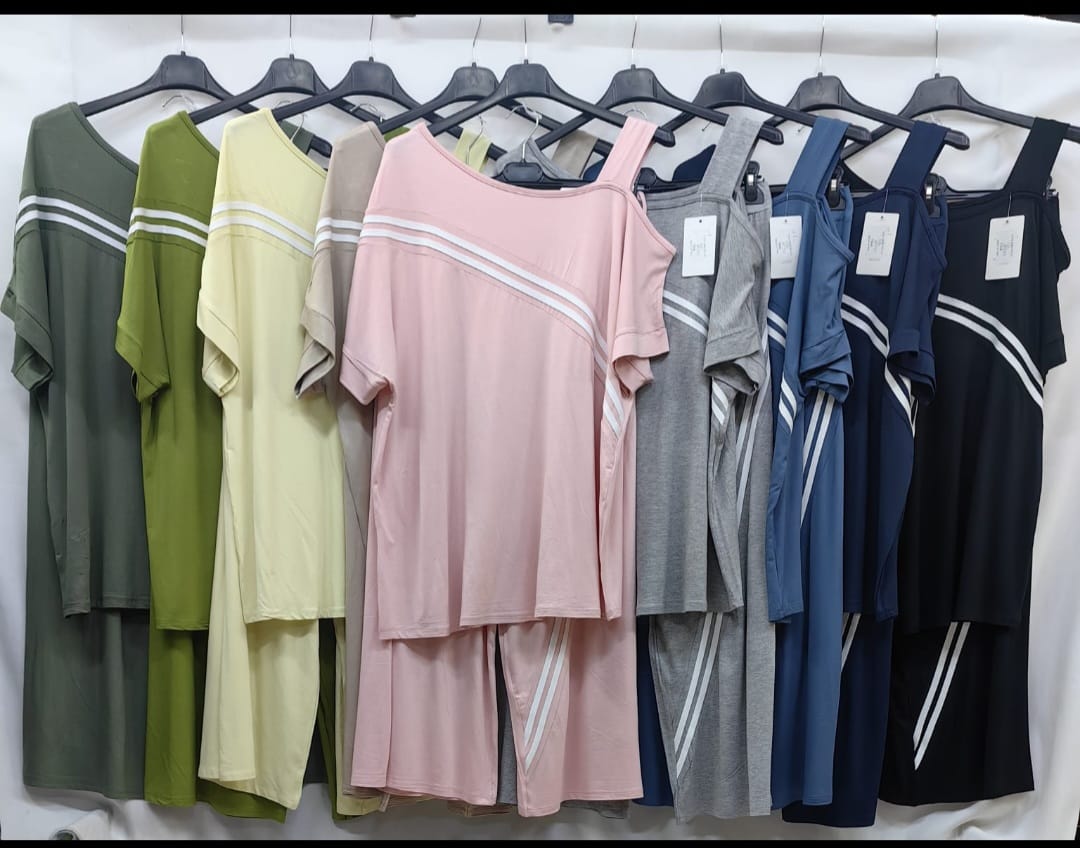 Completo monospalla con riga sport