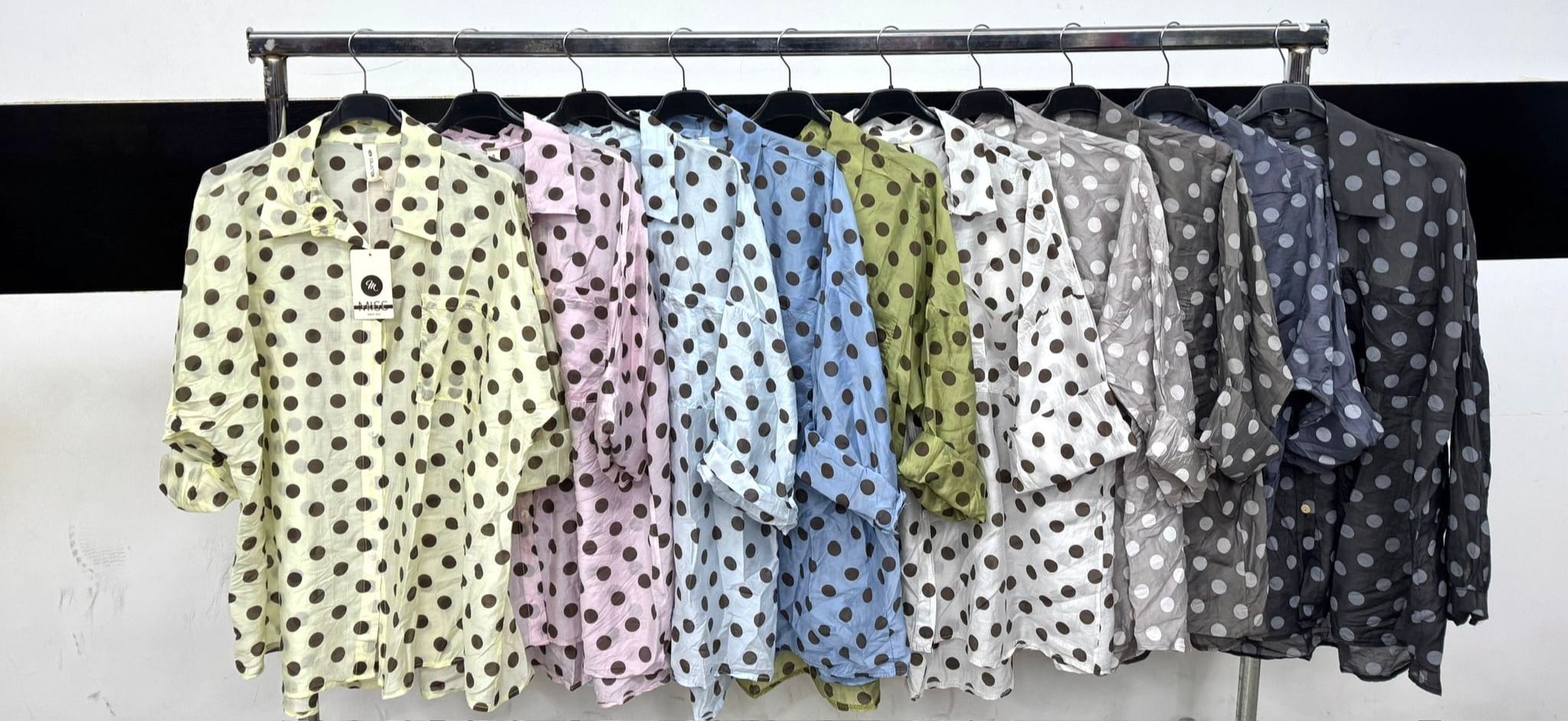 Camicia pois grandi in tessuto velour-setato