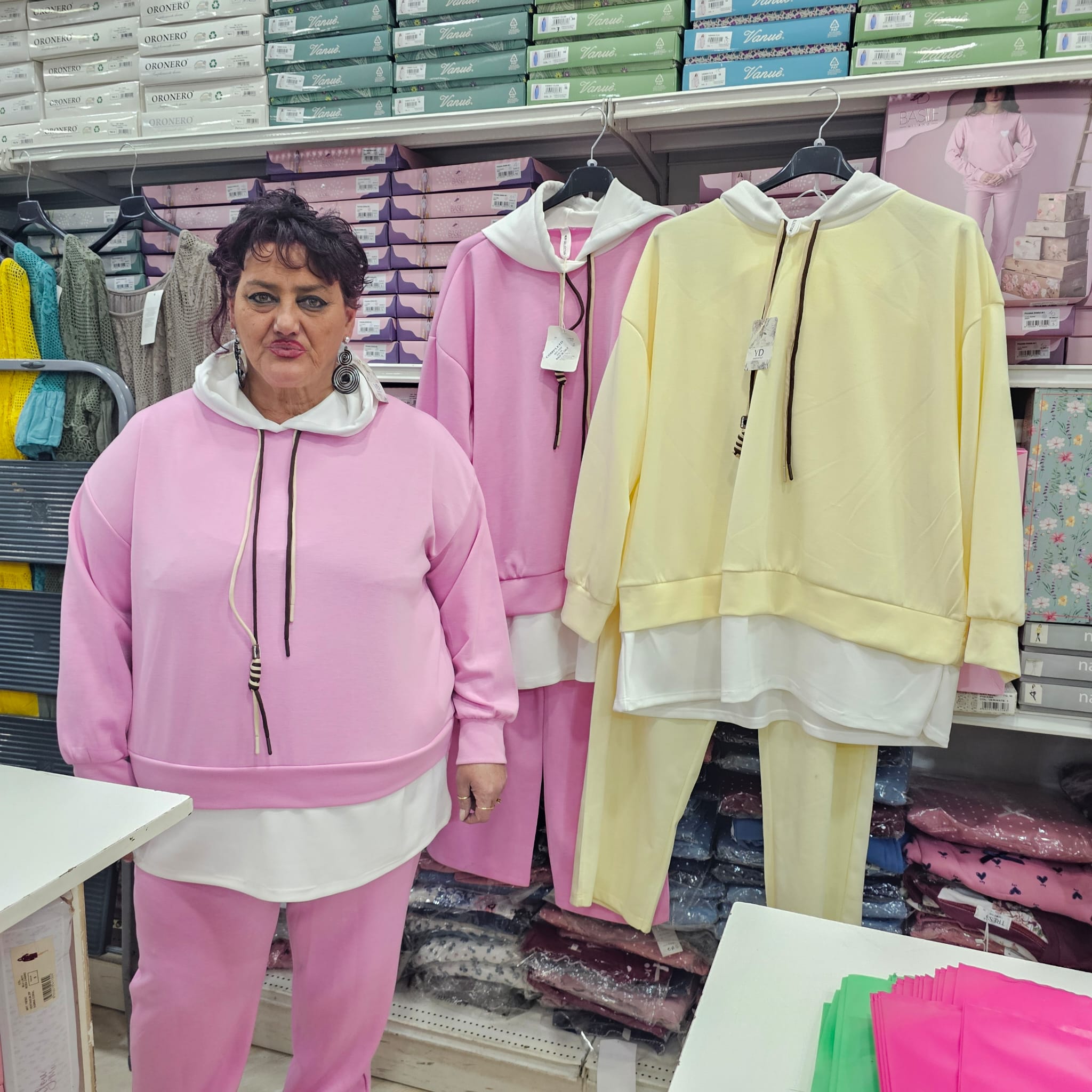 Tuta prezzo bomba vestibilità fino a 60