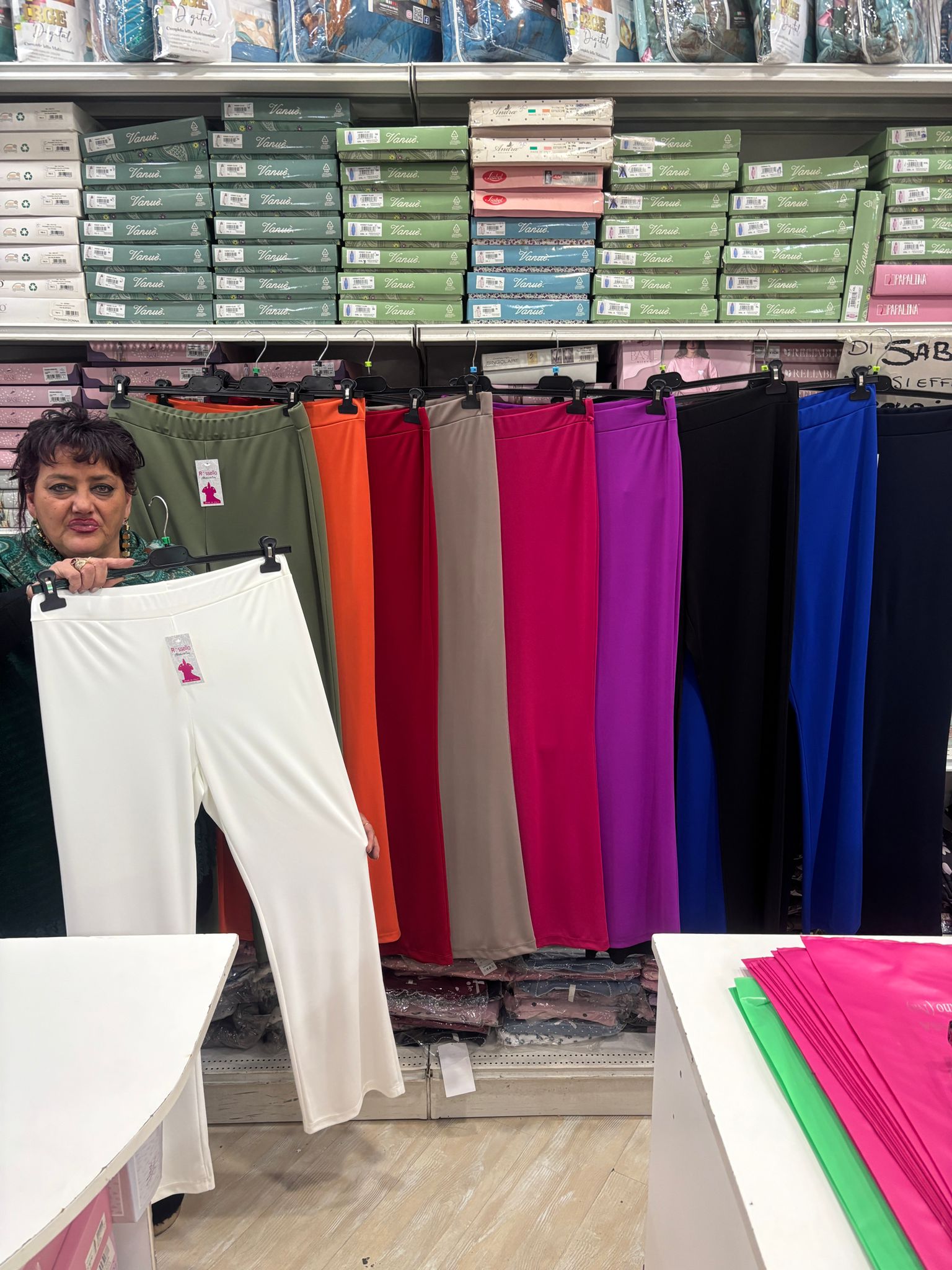 Pantalone zampa moda rossella in viscosa qualità superiore