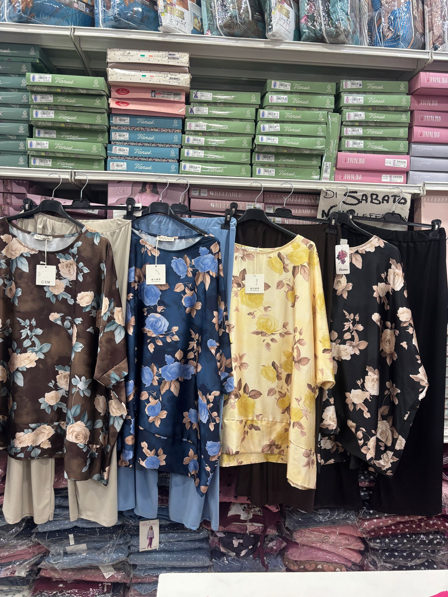 Completo rose in viscosa saten