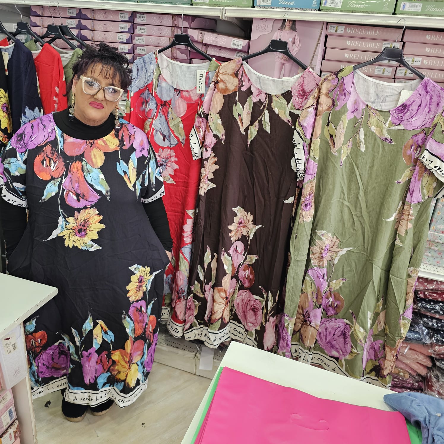 Vestito fiori scritte in viscosa con tasche