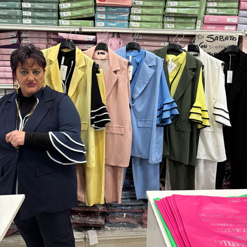 Tailleur smanicato in viscosa - bianco