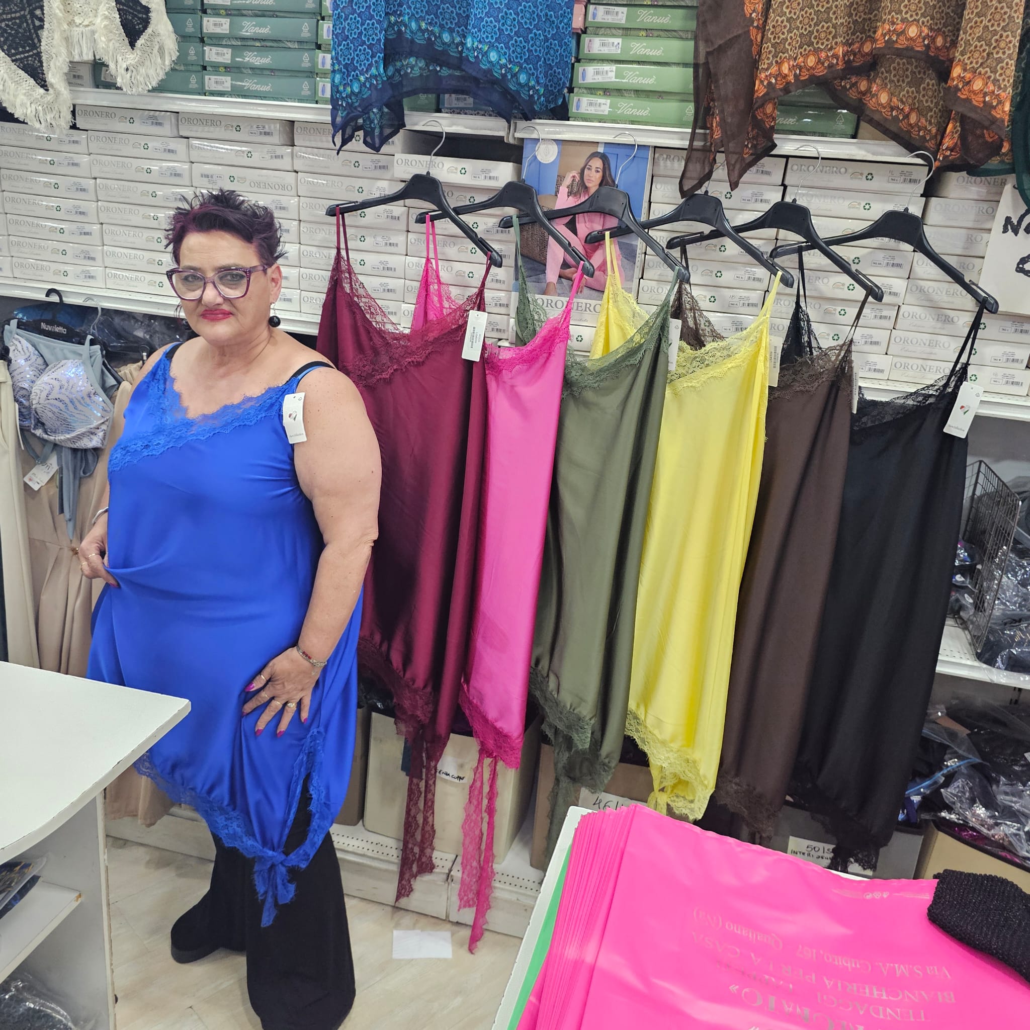 Top/vestito in raso modello mud zara